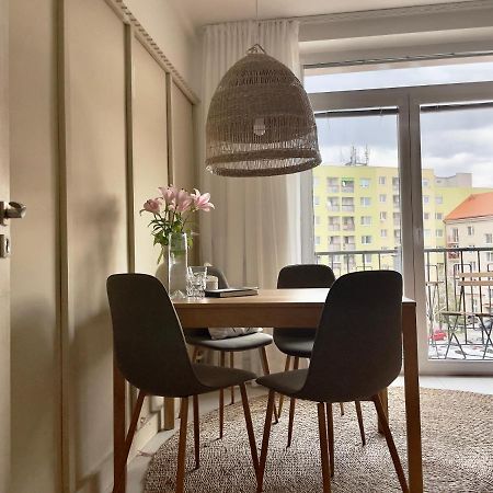 Sweet Home By Zoom Apartments Bratislava Buitenkant foto