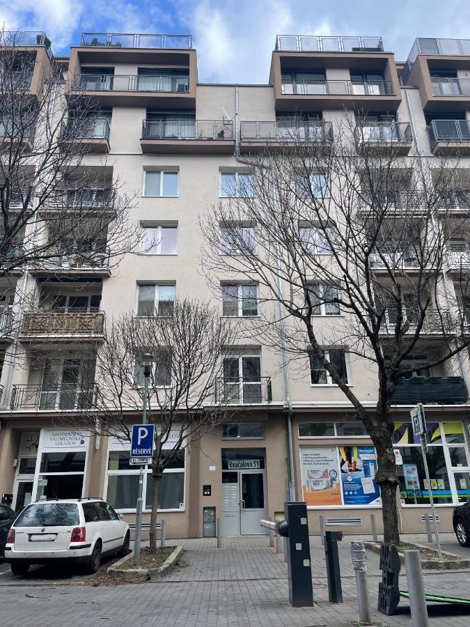 Sweet Home By Zoom Apartments Bratislava Buitenkant foto