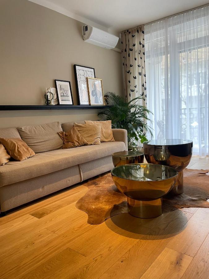 Sweet Home By Zoom Apartments Bratislava Buitenkant foto